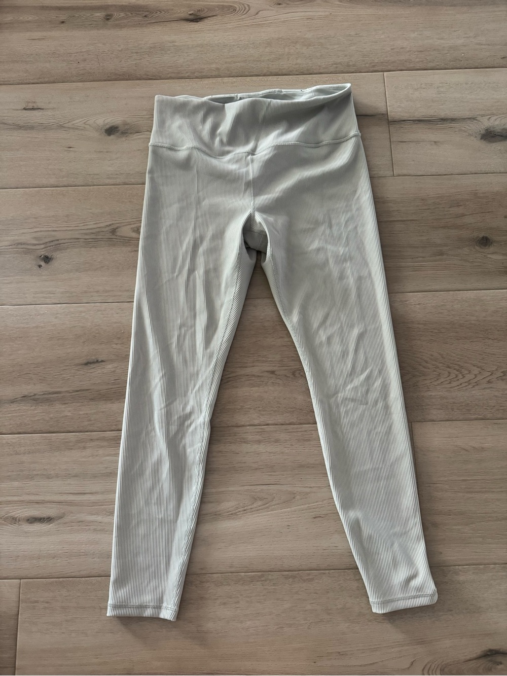 Athleta Ribbed High-Waist Leggings in Light Gray